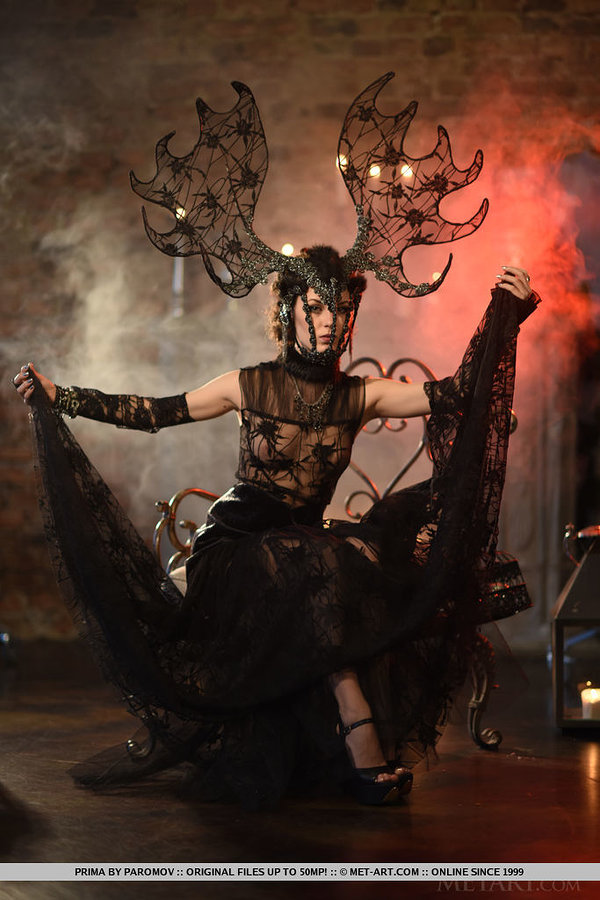 Шакира, 24 года, 1 размер груди